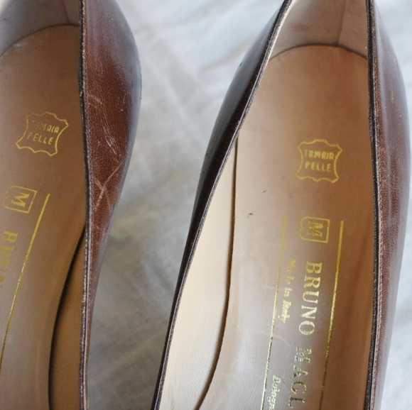 Bruno Magli vintage brown textured heels - Picture 5 of 12